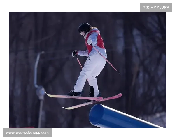 中国自由式滑雪队密集参赛补强雪感短板历史性突破有秘诀